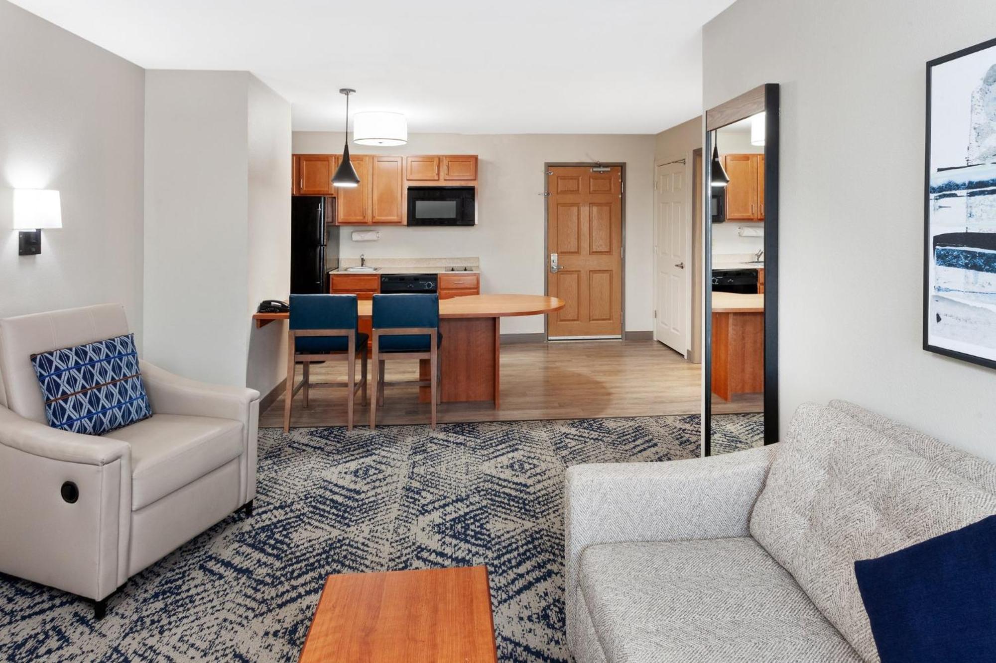 קלרקסוויל Candlewood Suites Louisville North By Ihg מראה חיצוני תמונה